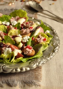Christmas flavors and colors in one delicious salad! Christmas Flavors