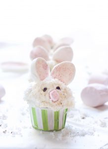 Easy Easter Bunny Cupcakes