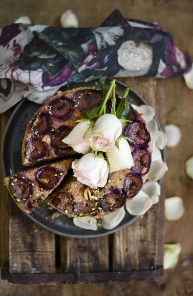 Fig and Almond Yogurt Cake