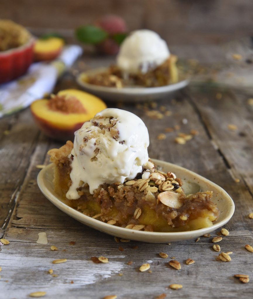 Peach Cranola Crumble Pie